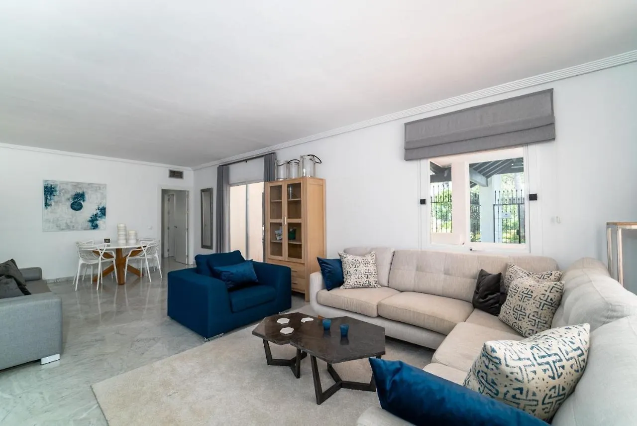 Bright New Apartment In Puente Romano Marbella Spagna
