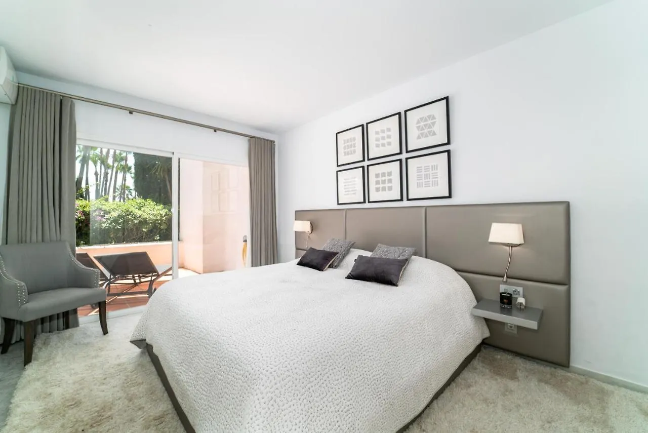 Bright New Apartment In Puente Romano Marbella